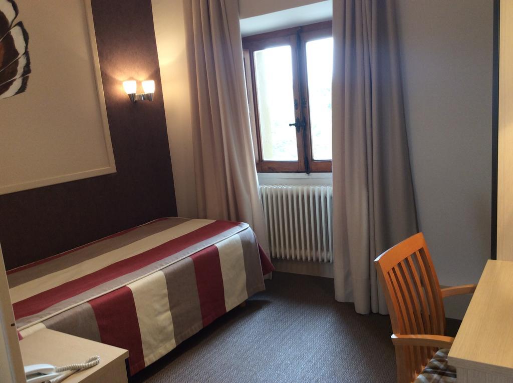Hotel Monasterio De Leyre Yesa 외부 사진