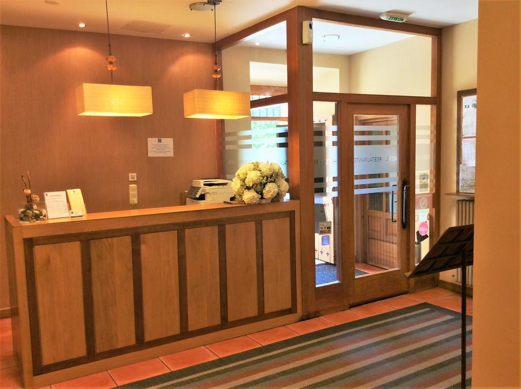 Hotel Monasterio De Leyre Yesa 외부 사진