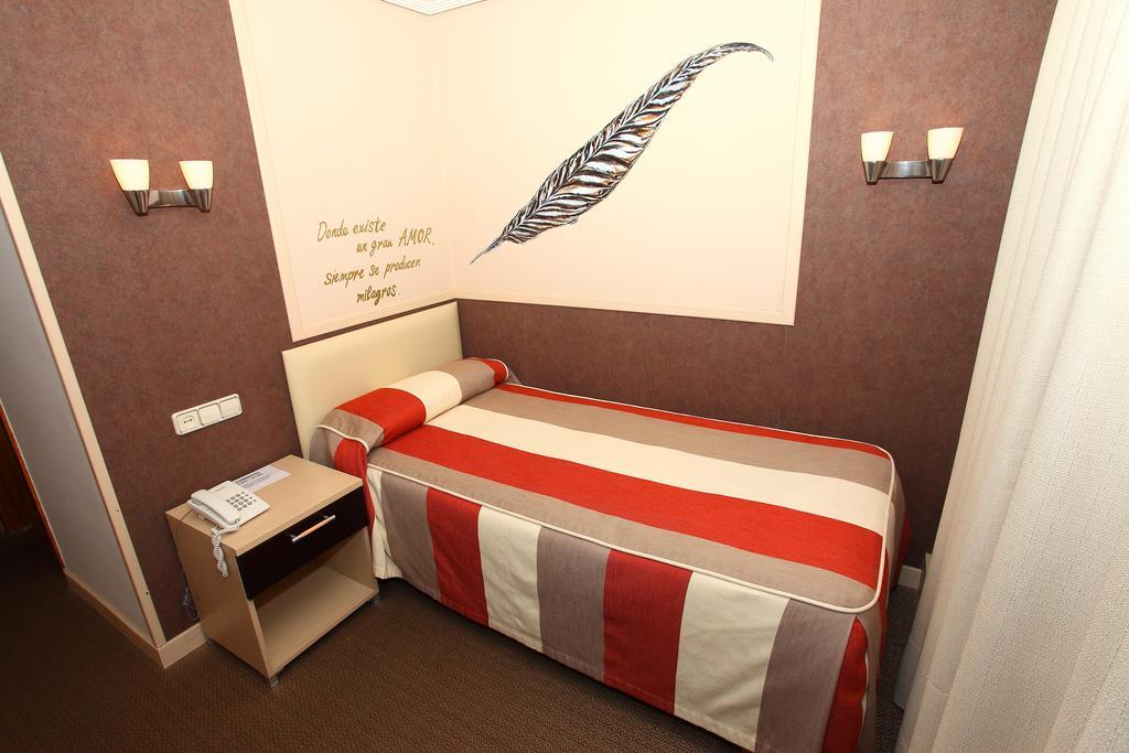 Hotel Monasterio De Leyre Yesa 외부 사진