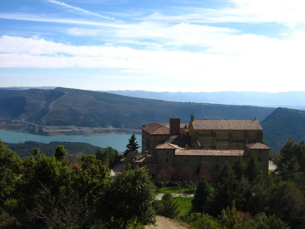 Hotel Monasterio De Leyre Yesa 외부 사진
